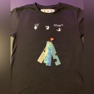 Vintage black graphic men’s off white shirt large fits like medium